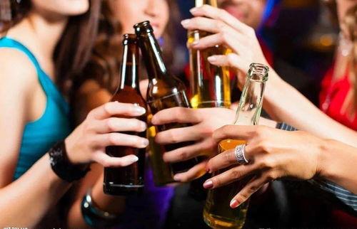 娱乐吃瓜酱浪漫喝酒,娱乐吃瓜酱的醉人时光