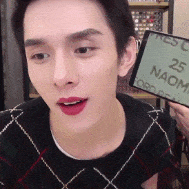 娱乐吃瓜酱李佳琪,娱乐吃瓜界的“带货一哥”