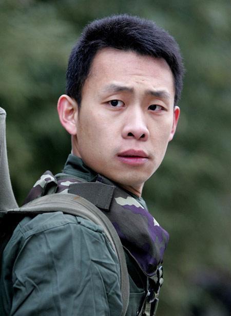 张译娱乐吃瓜君是谁,娱乐圈幕后推手背后的故事