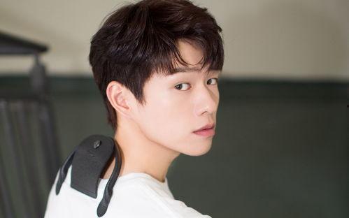 娱乐吃瓜君魏大勋,娱乐吃瓜界的“瓜王”传奇