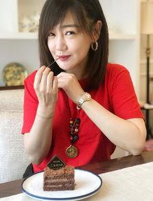 娱乐吃瓜薛佳凝,从娱乐吃瓜到独立女性的华丽蜕变